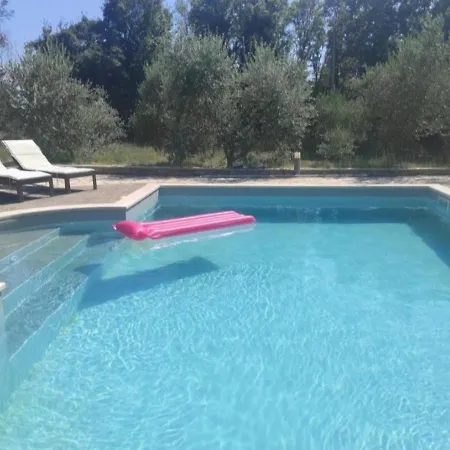 Ara With Private Pool Hébergement de vacances *